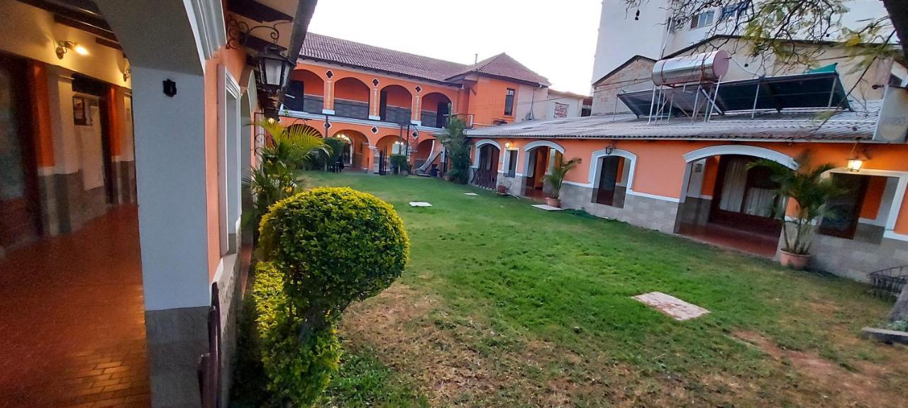 Naupa House Hostel Cochabamba Zewnętrze zdjęcie