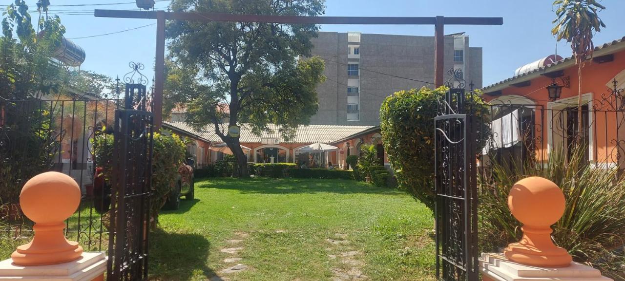 Naupa House Hostel Cochabamba Zewnętrze zdjęcie