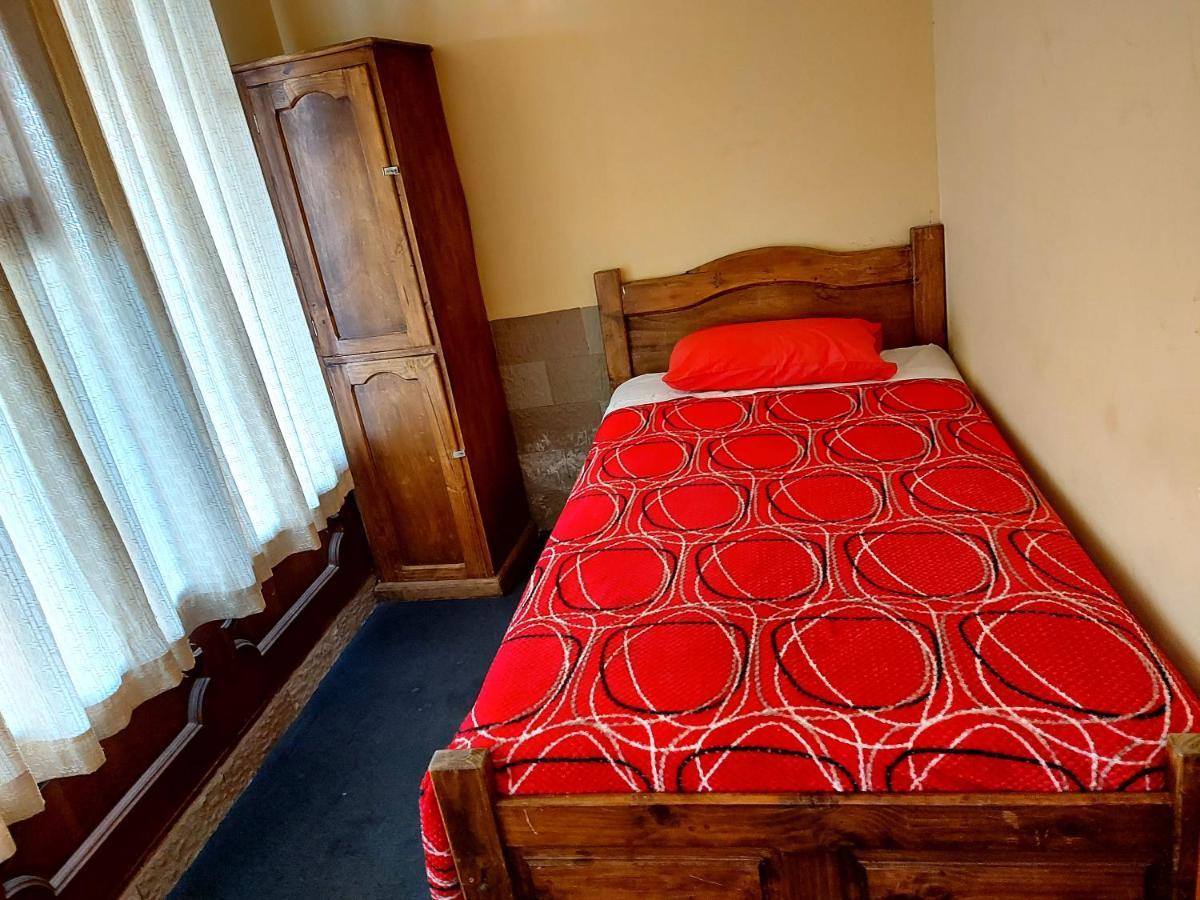 Naupa House Hostel Cochabamba Zewnętrze zdjęcie