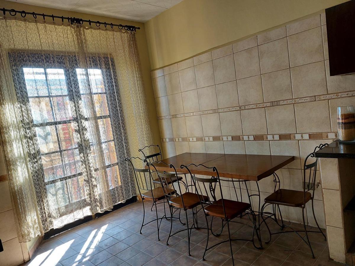 Naupa House Hostel Cochabamba Zewnętrze zdjęcie